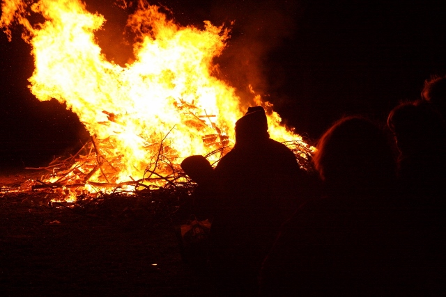 Tresham Village Bonfire and Fireworks 2016